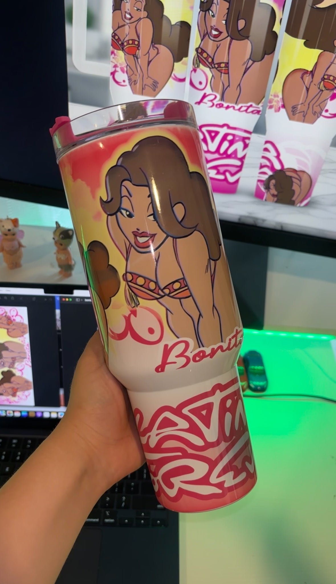 Bonita 40 oz tumbler | Karol G