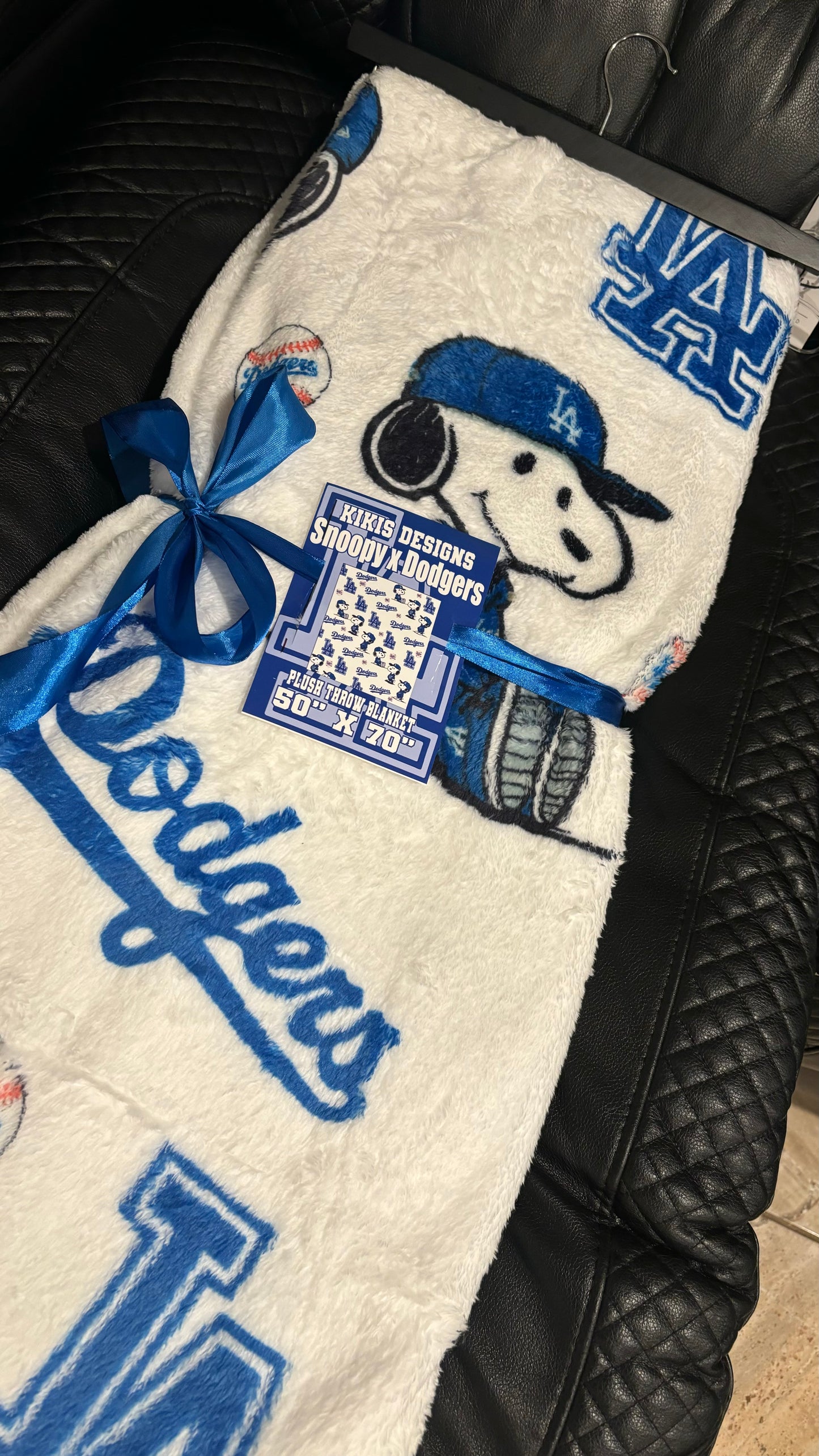 Snoopy X Dodgers Plush Blanket