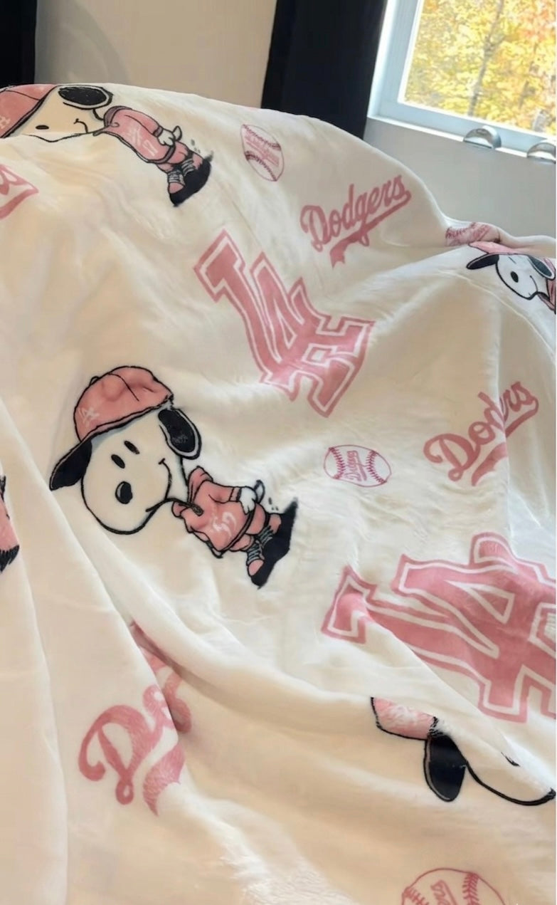 Los Angeles x Snoop Plush Blanket Pink