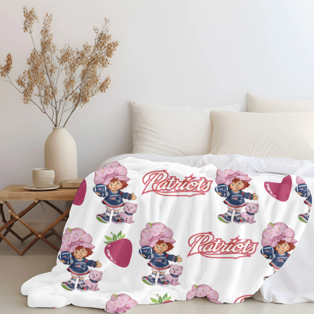 Patriots x Strawberry Shortcake Plush blanket