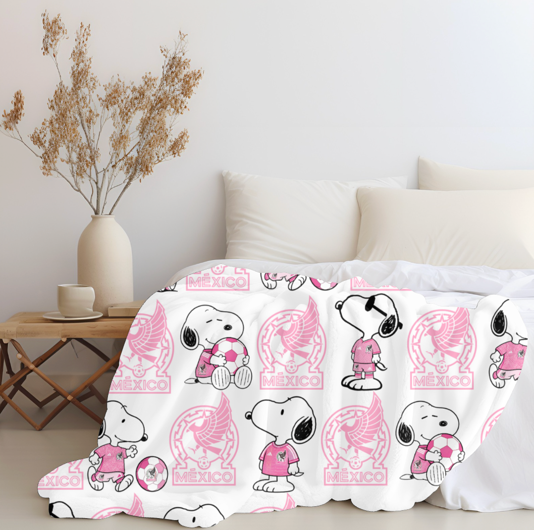 Snoopy x Mexico Plush Blanket Pink