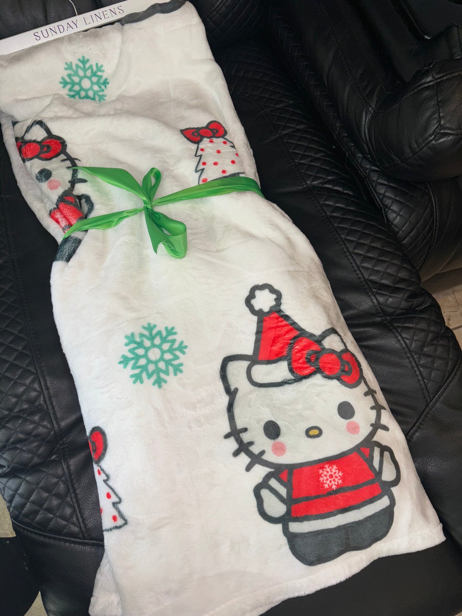 Hello Kitty Holiday