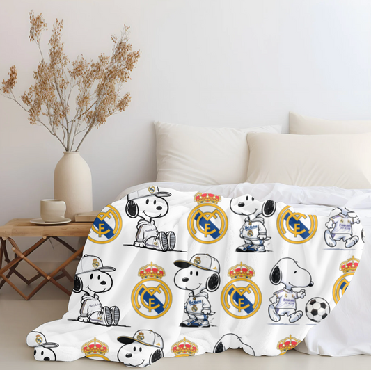 Snoopy x Real Madrid Plush blanket