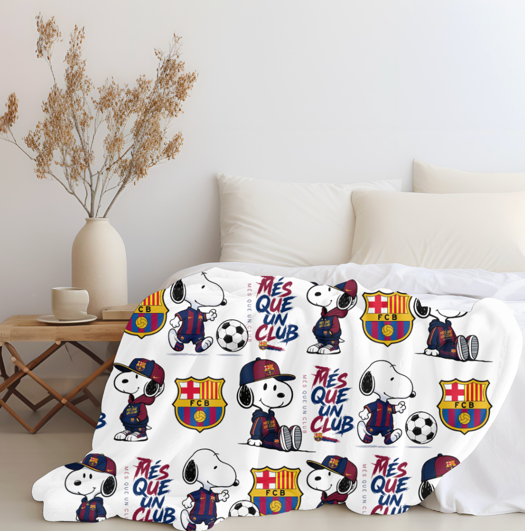 Snoopy x Barcelona Plush blanket