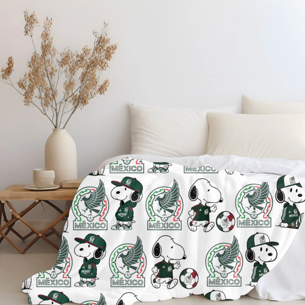 Snoopy x Mexico Plush Blanket