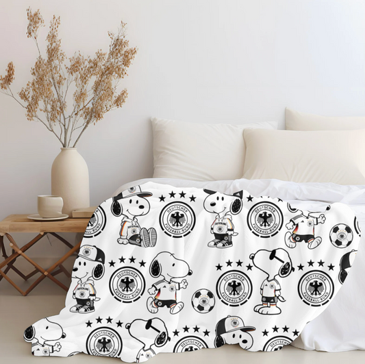 Snoopy x Germany Plush Blanket