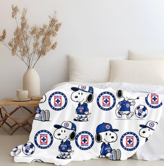 Snoopy x Cruz Azul Plush Blanket